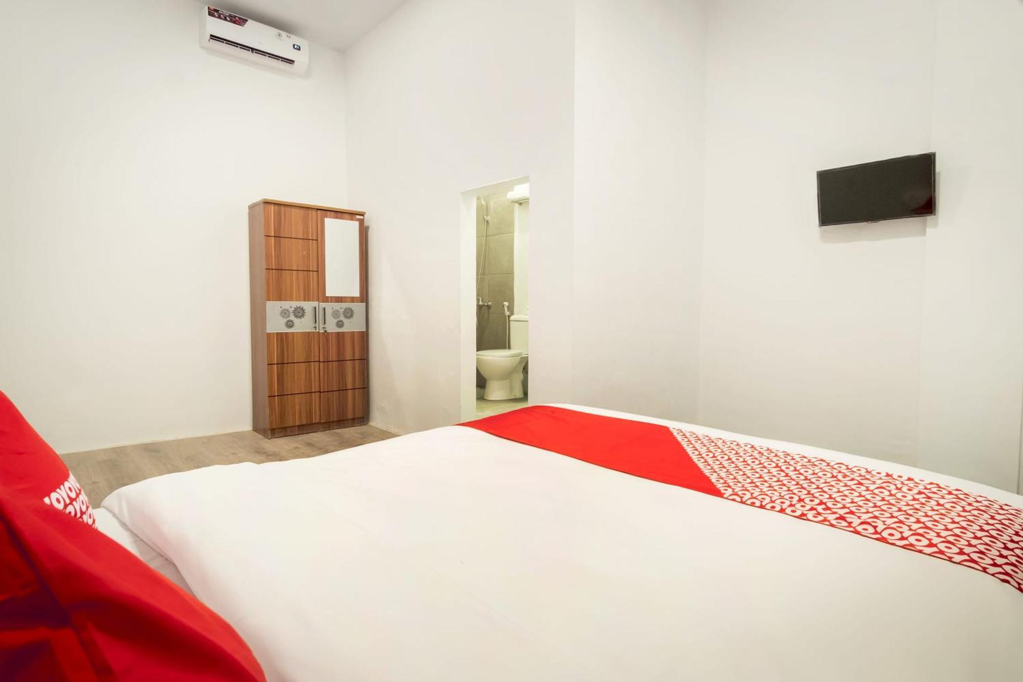 Hotel O Metropolitan Homestay Near Komplek Asia Megamas Medan Ngoại thất bức ảnh